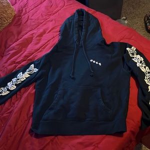 obey black rose hoodie size medium (fits more like a small)